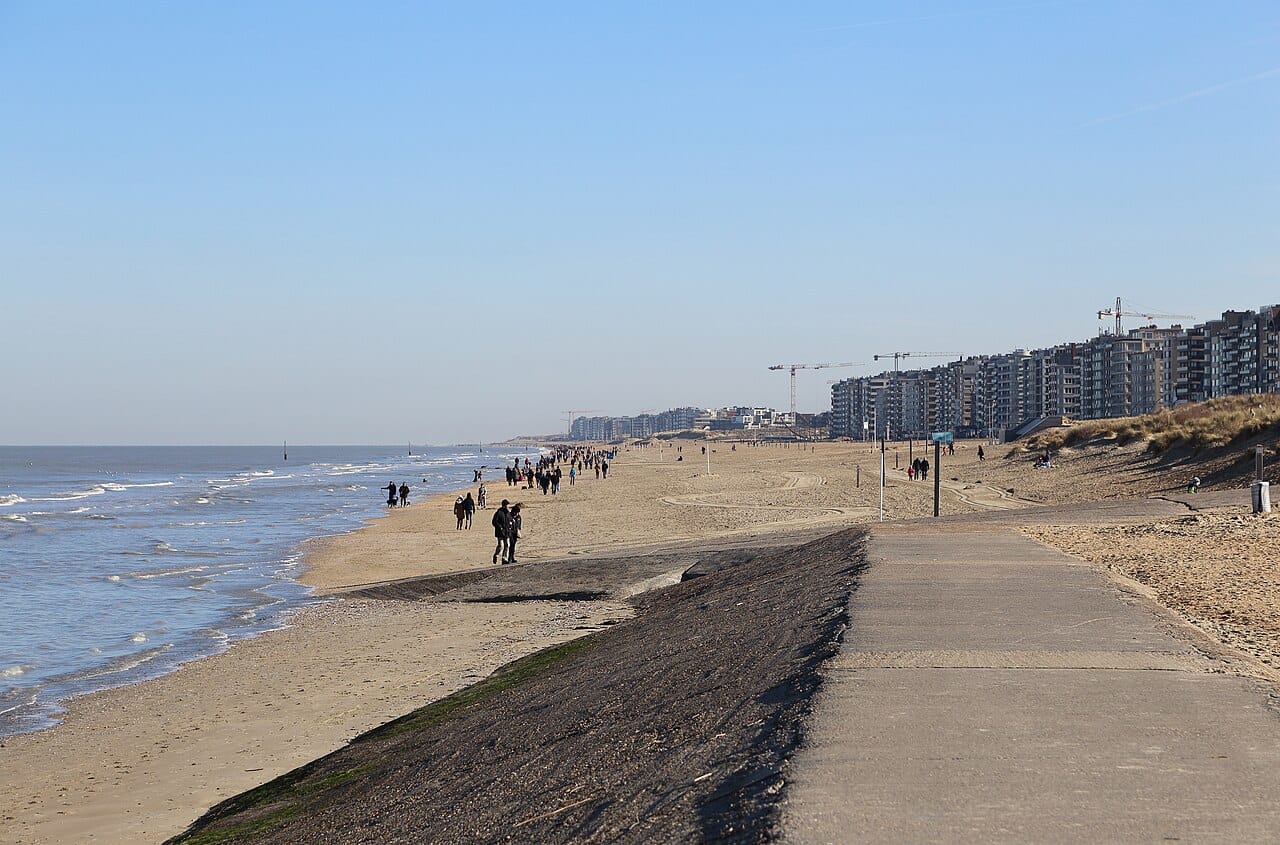 De Panne Beach