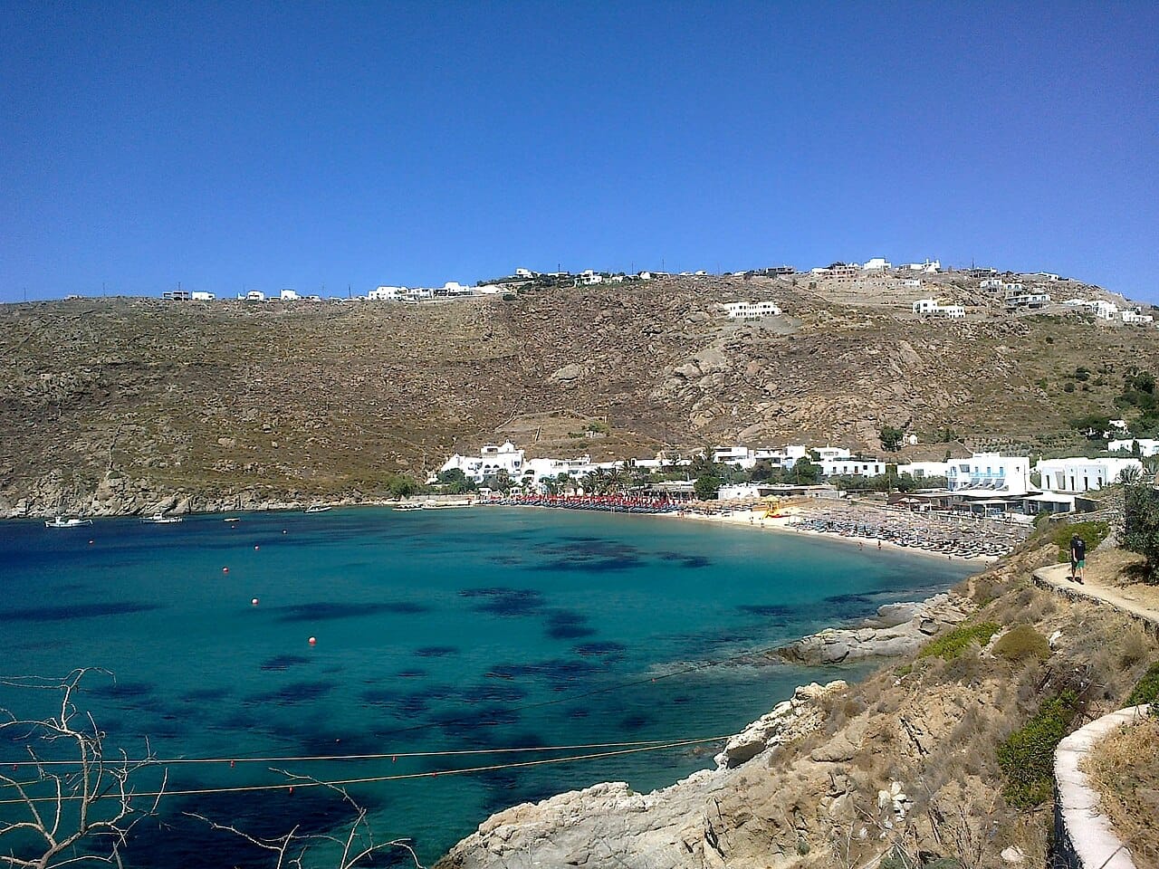 Psarou Beach