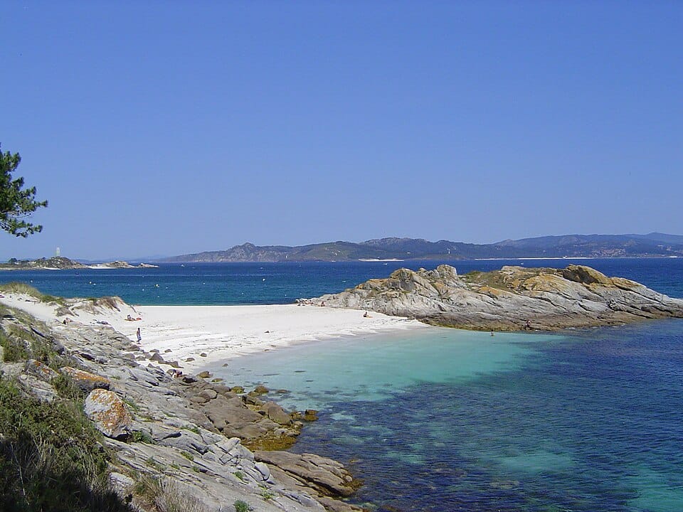 Rodas Beach