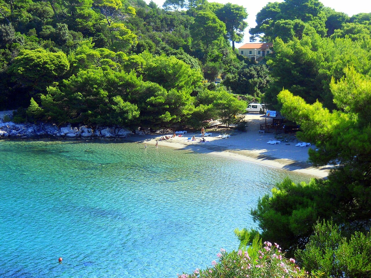 Saplunara Beach