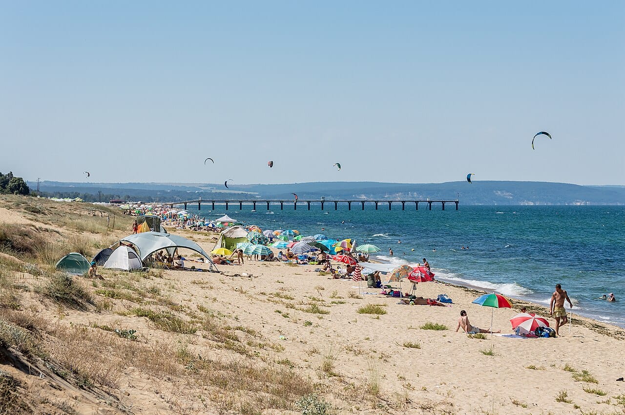 Shkorpilovtsi Beach